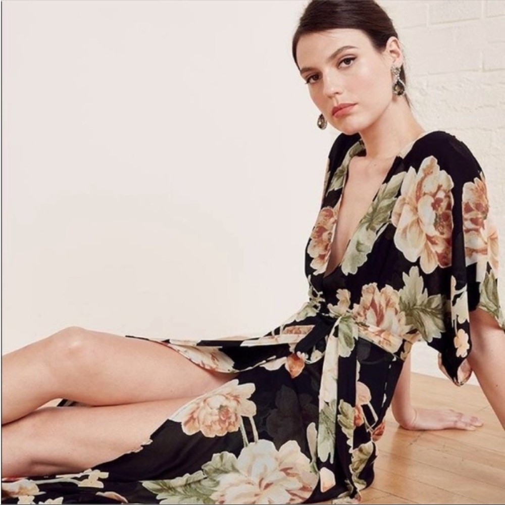 Reformation Winslow Wrap Dress in Chateaux